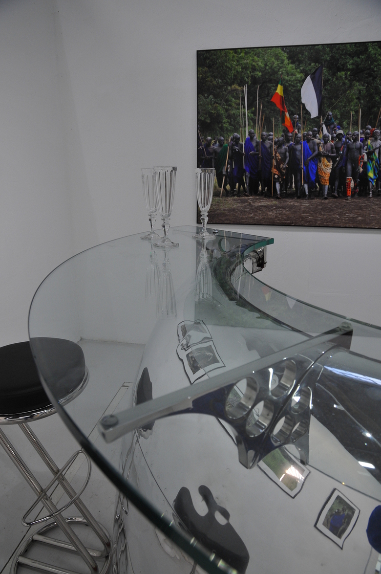 "Bar" Capot moteur d'avion Douglas DC6 - Vendu "Bar" Capot moteur d'avion Douglas DC6 - Vendu