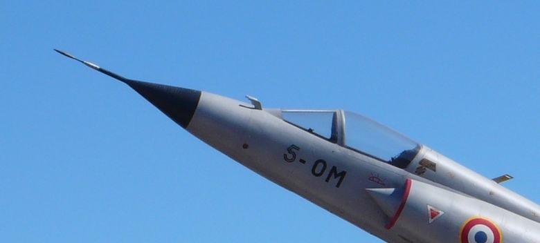 Coin de canapé "Pointe de Mirage III" - Vendu  Coin de canapé "Pointe de Mirage III" - Vendu