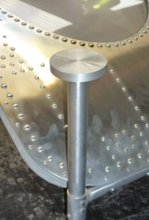 Table de salon "Porte de Flamant" - Vendue Table de salon "Porte de Flamant" - Vendue