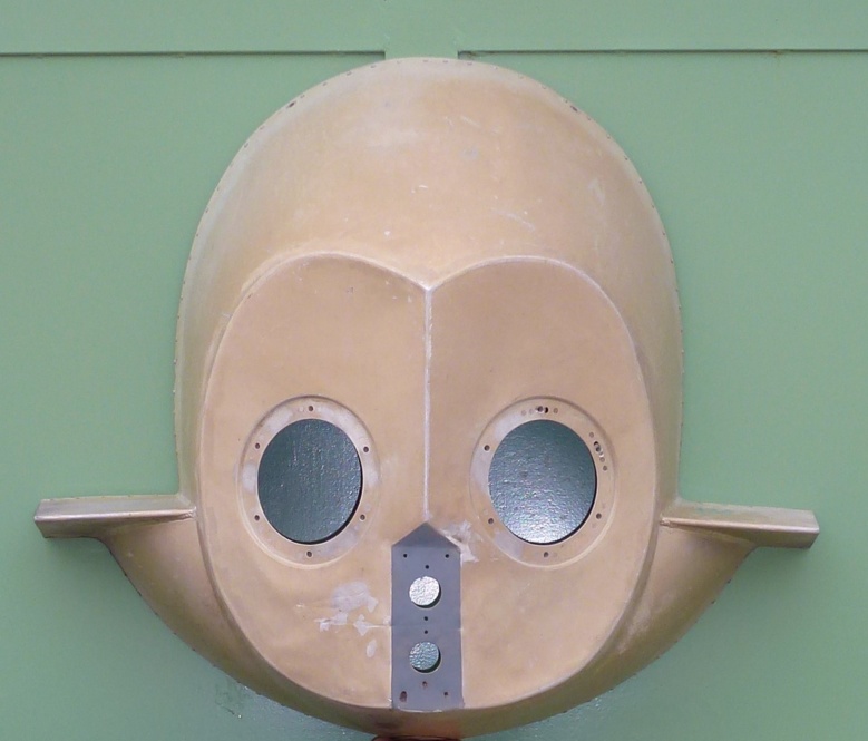 Masque Star Wars "Avion Breguet Alizé" - Vendu 1/2 Masque Star Wars "Avion Breguet Alizé" - Vendu 1/2