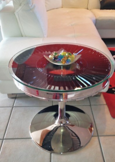 Coin de canapé "Couronne de réacteur" (vendu) Coin de canapé "Couronne de réacteur" (vendu)