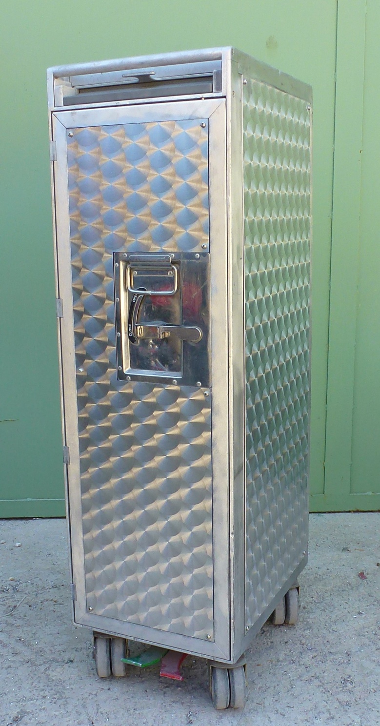 Trolley aéronautique - vendu Trolley aéronautique - vendu