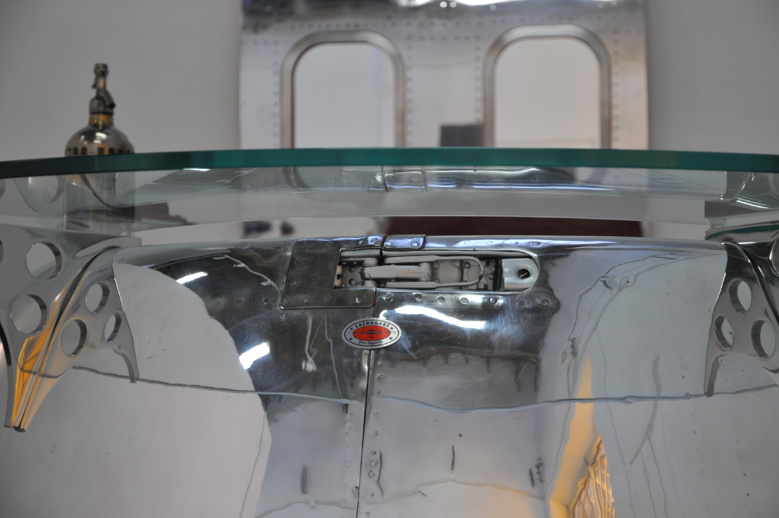 Bar capot moteur Douglas DC3 Bar capot moteur Douglas DC3