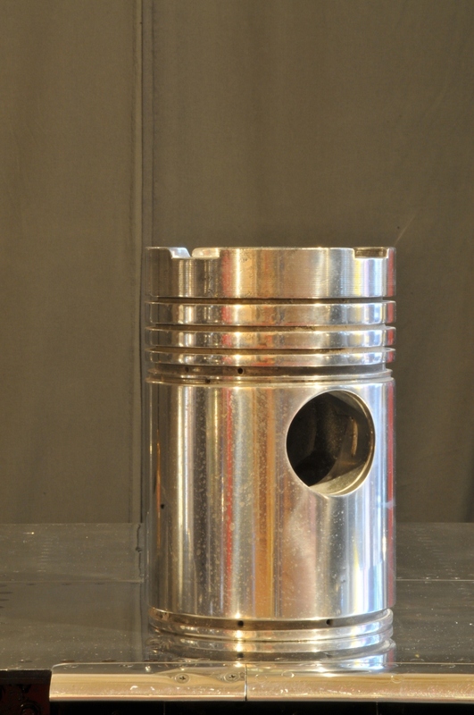 Piston Piston